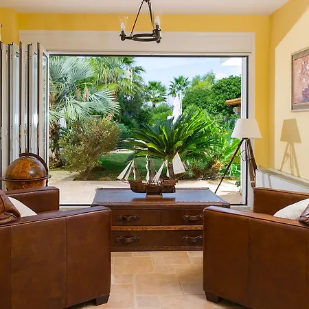 Aphrodite Villa Sissi